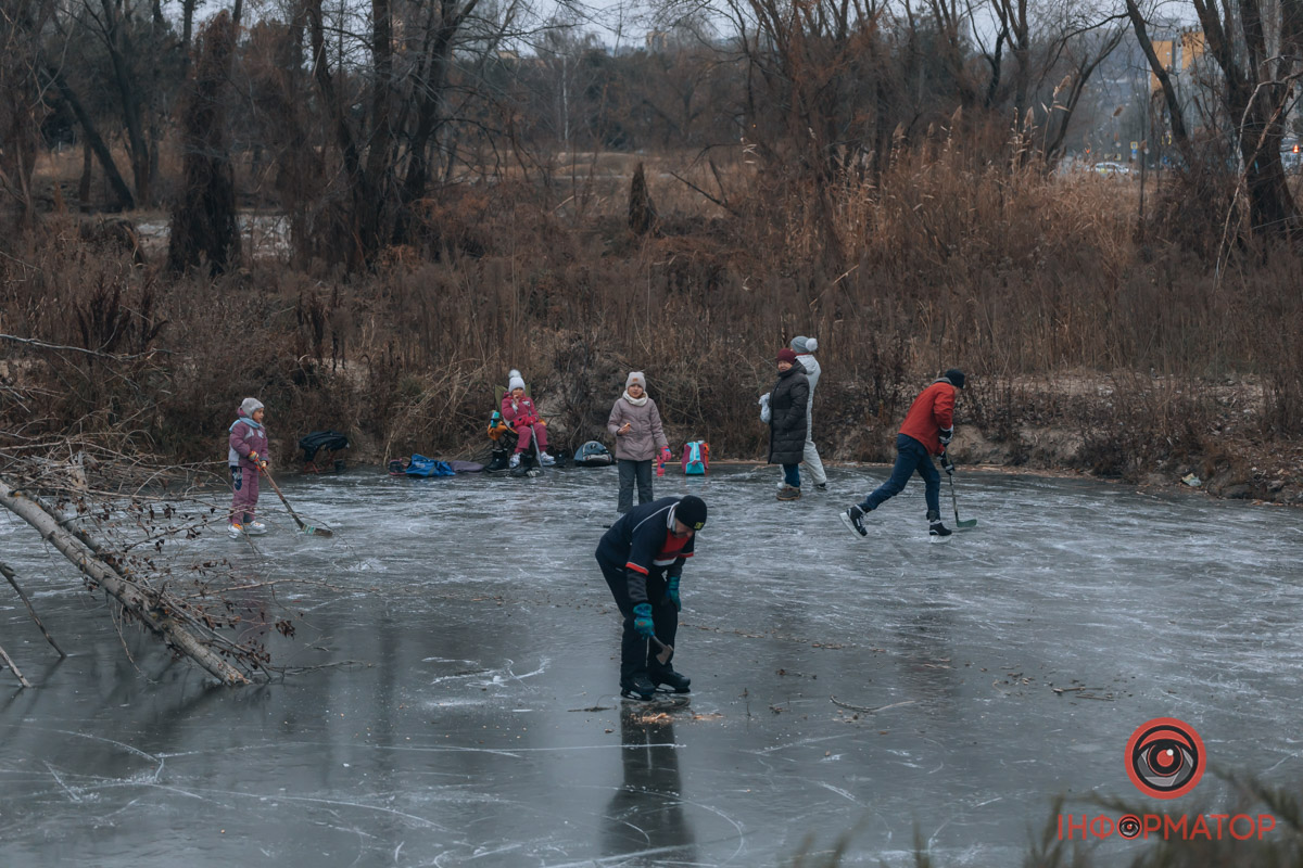 Рубає під ногами