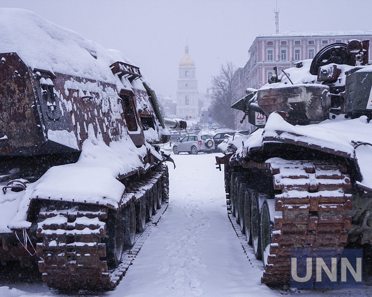 Київ у снігу: магічні світлини незламної столиці - фото 4