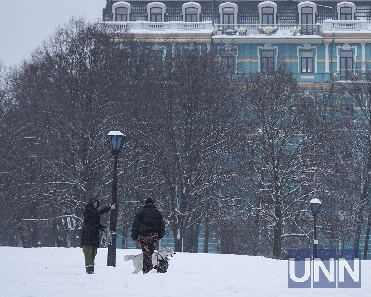 Київ у снігу: магічні світлини незламної столиці - фото 9