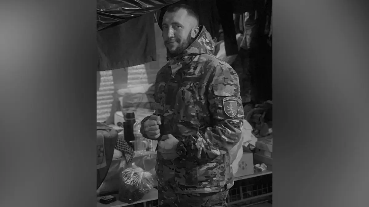 "Йому ніколи не буде тридцять років": у бою за незалежність загинув боєць з Дніпропетровської області Віталій Коврига