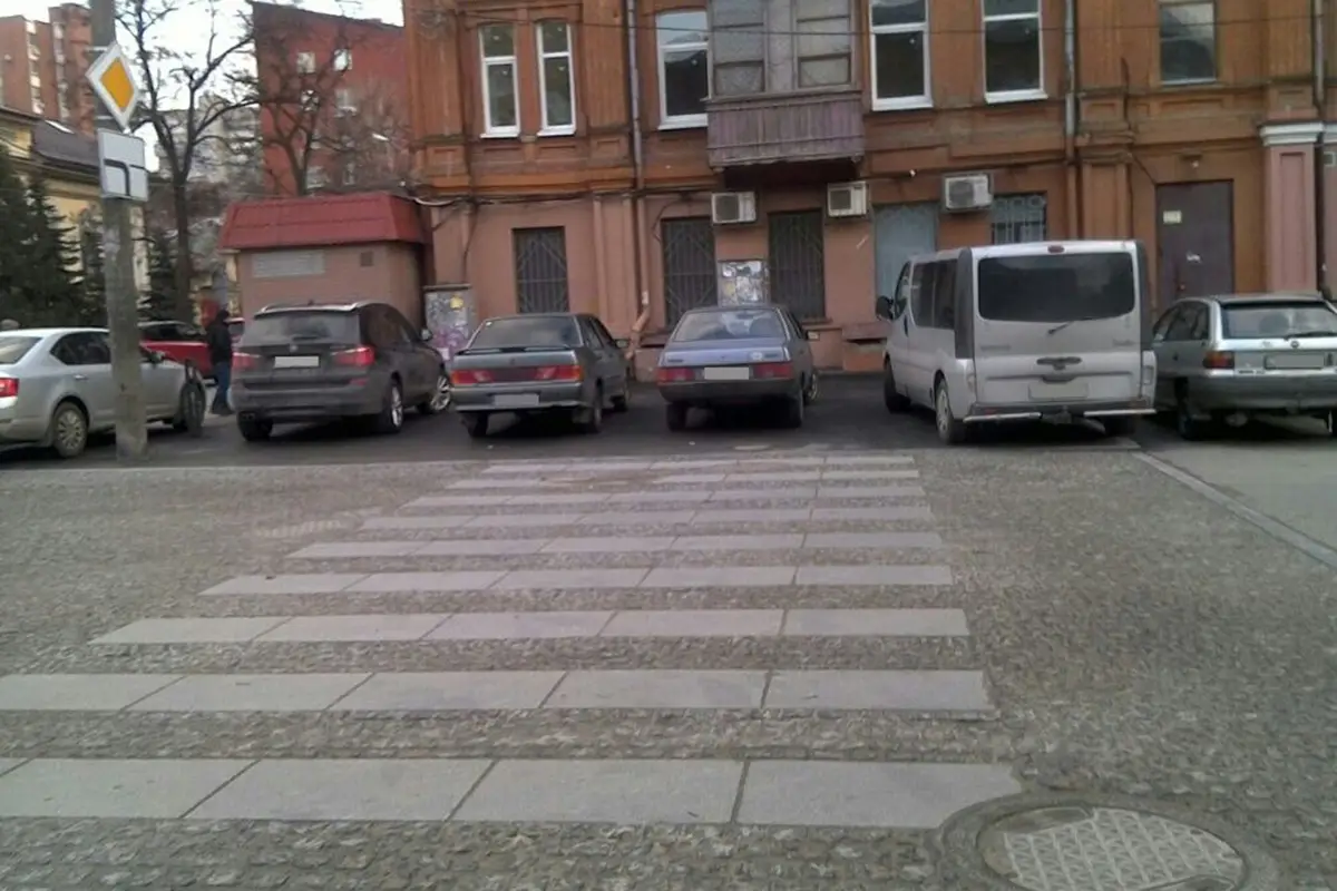 Приклад того, як паркуватися непотрібно