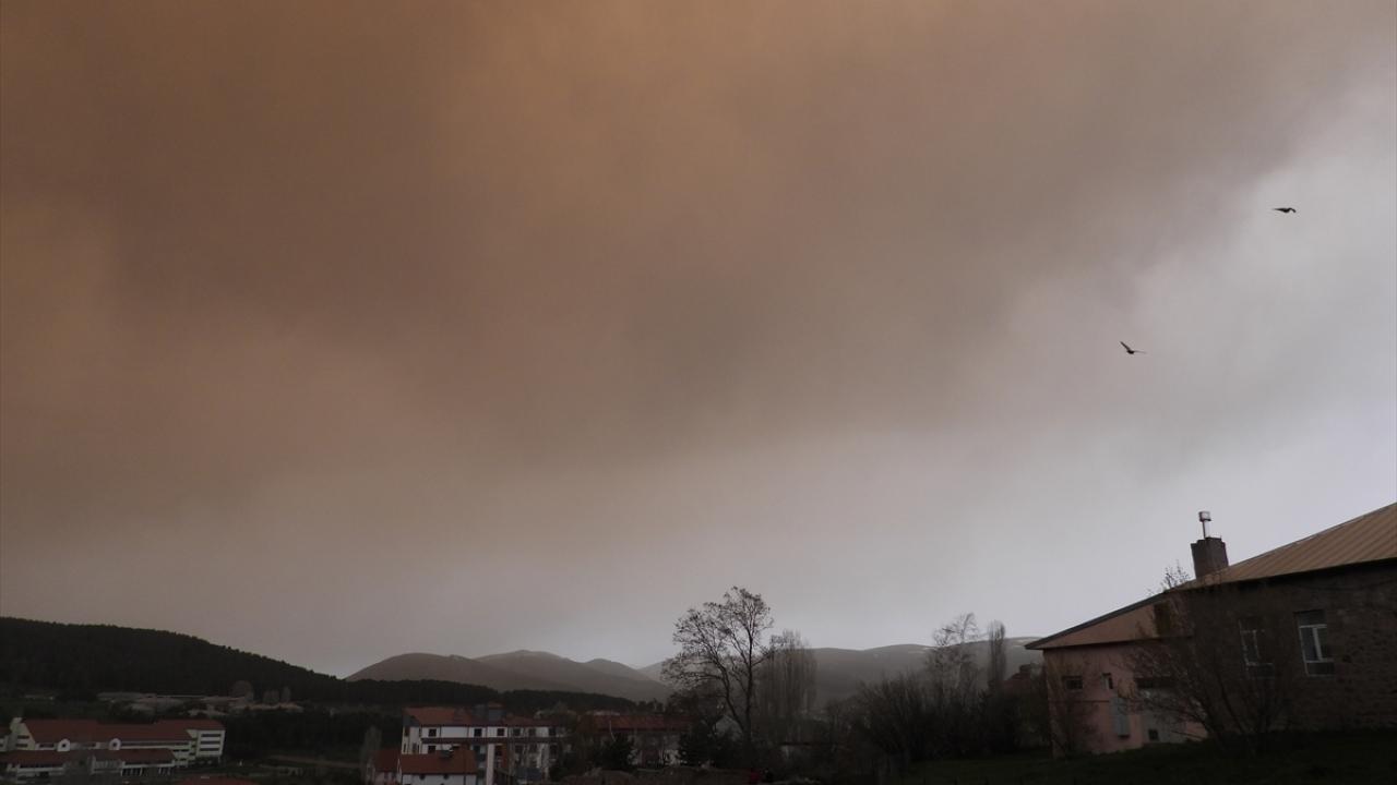 Код "жовтий": турецькі метеорологи попереджують про пилові бурі в 15 провінціях - фото 5