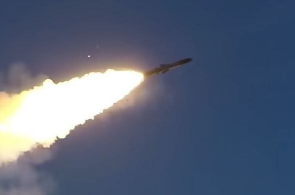 Над Дніпропетровщиною збили ворожу ракету Х-59