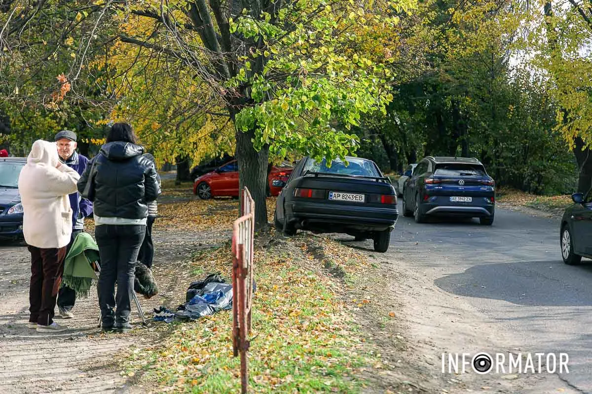 У Дніпрі на Симиренківській 23-річний водій Ford збив школярів на переході: одна дитина загинула, інша — в лікарні 1