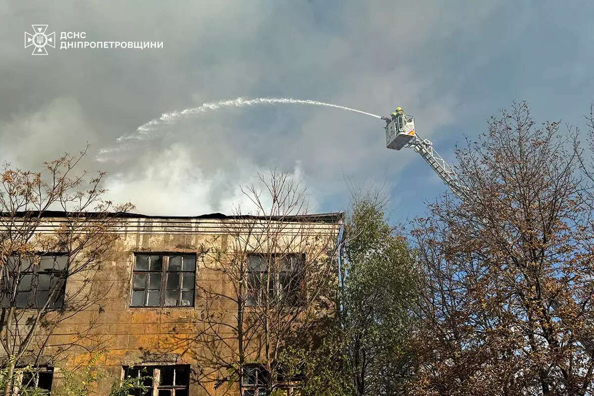 Масштабна пожежа у Дніпрі