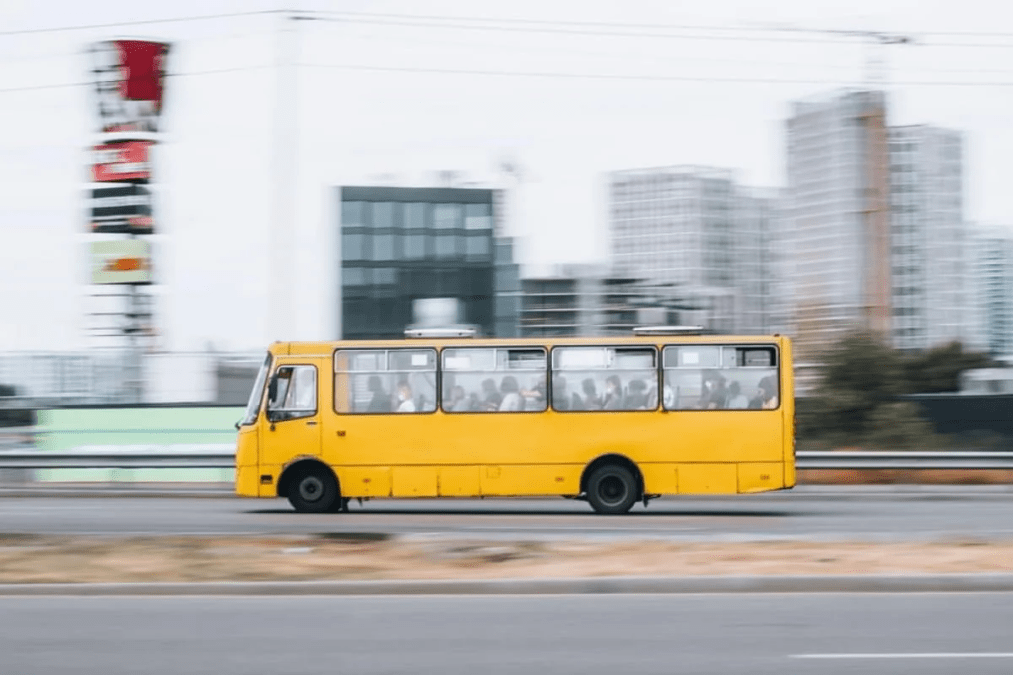 Автобус у Дніпрі