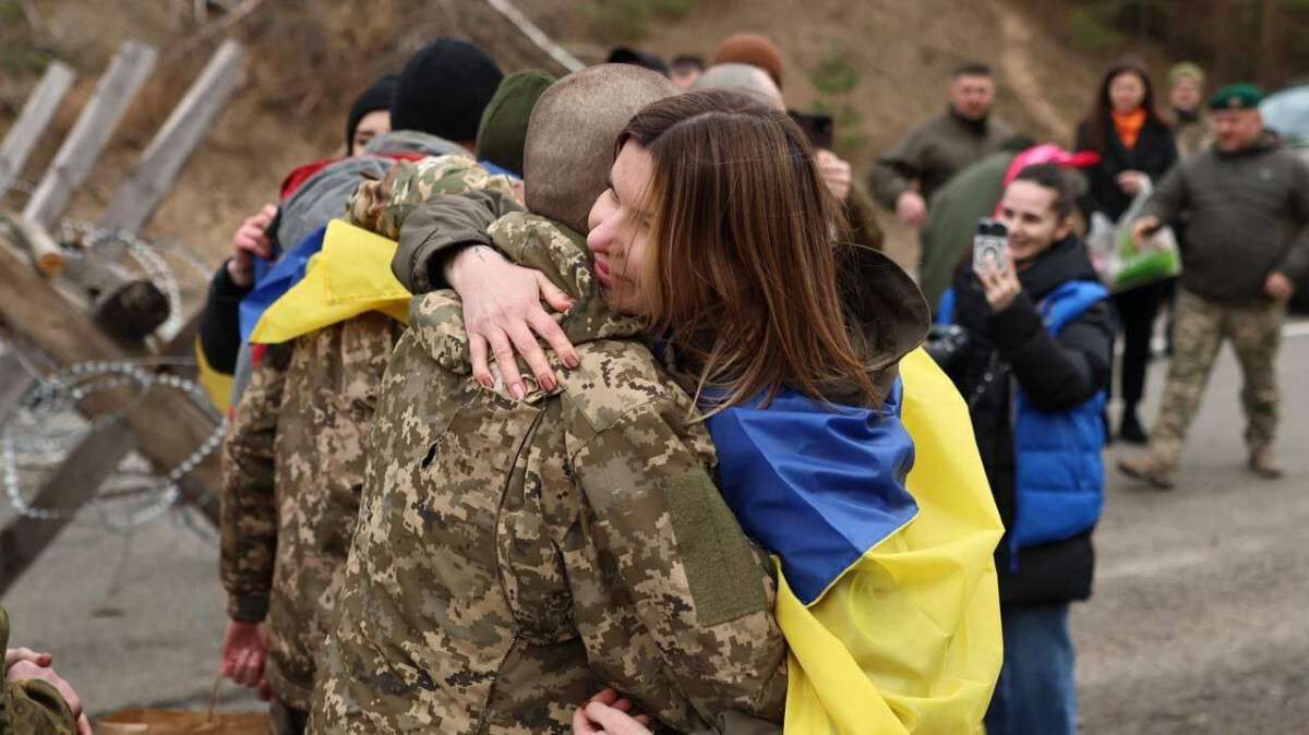 Захисники повернулися додому