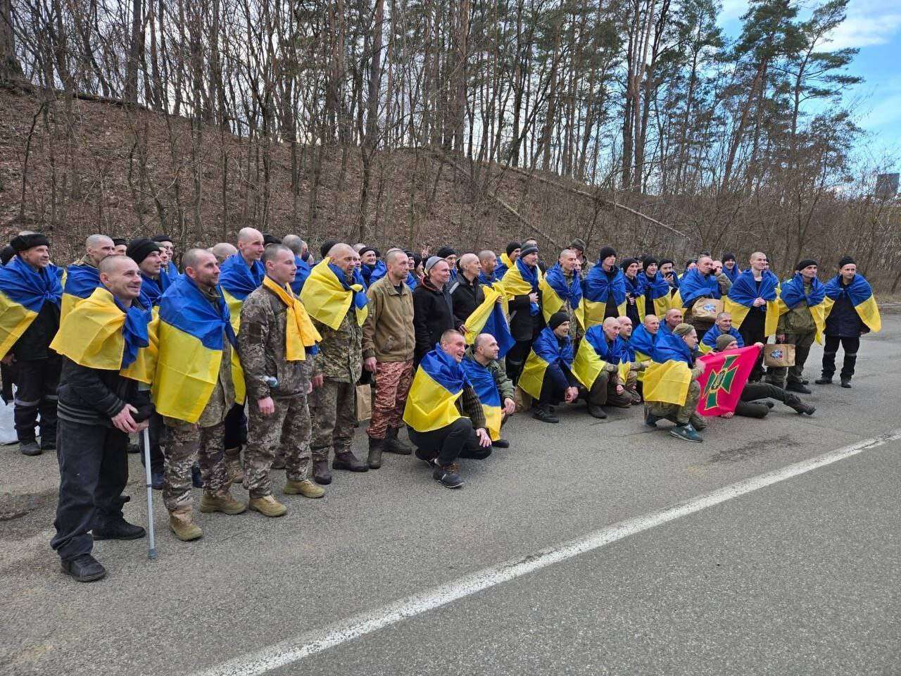 Захисники повернулися додому