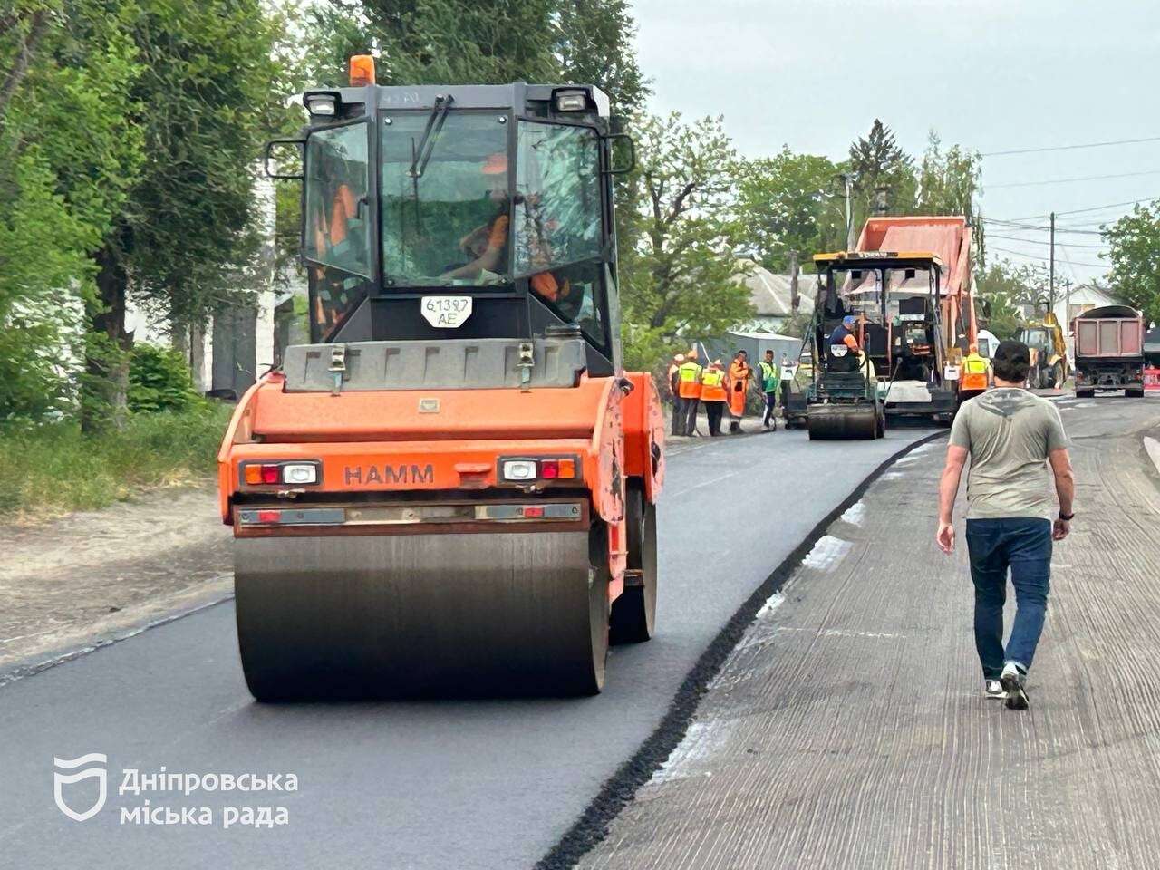 Ремонт дороги на Передовій