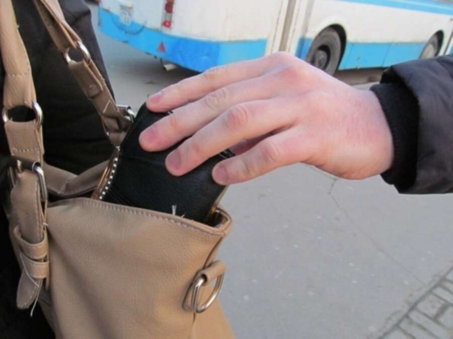 Крадіжки у громадському транспорті