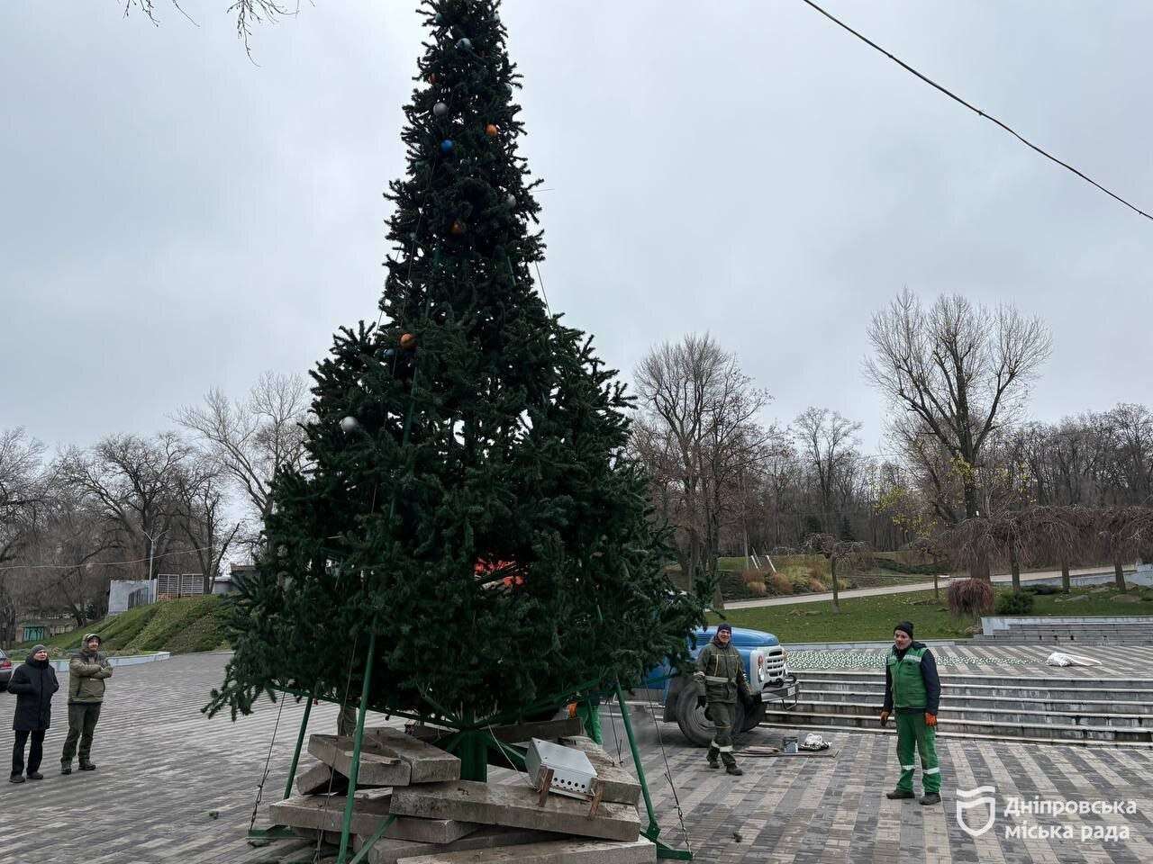 Дніпро готують до свят
