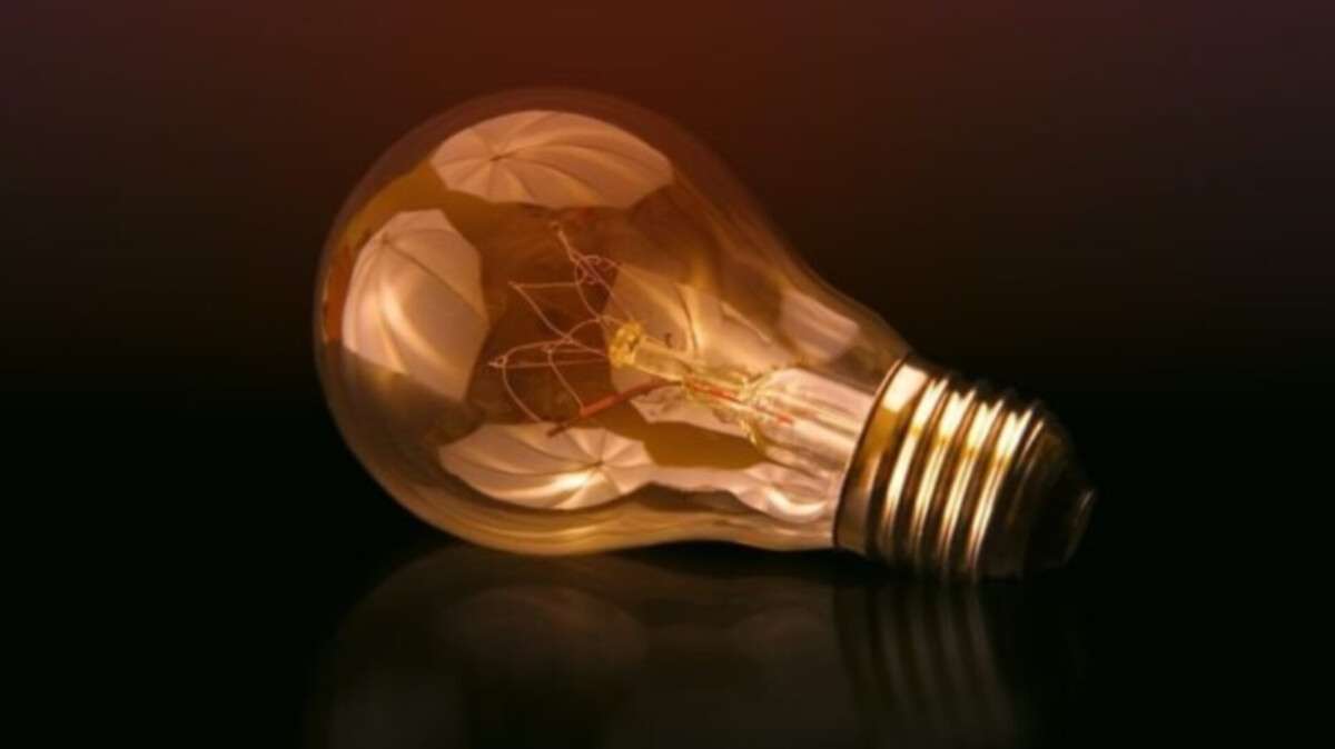 Відключення світла у Дніпрі: графік на 22-25 вересня