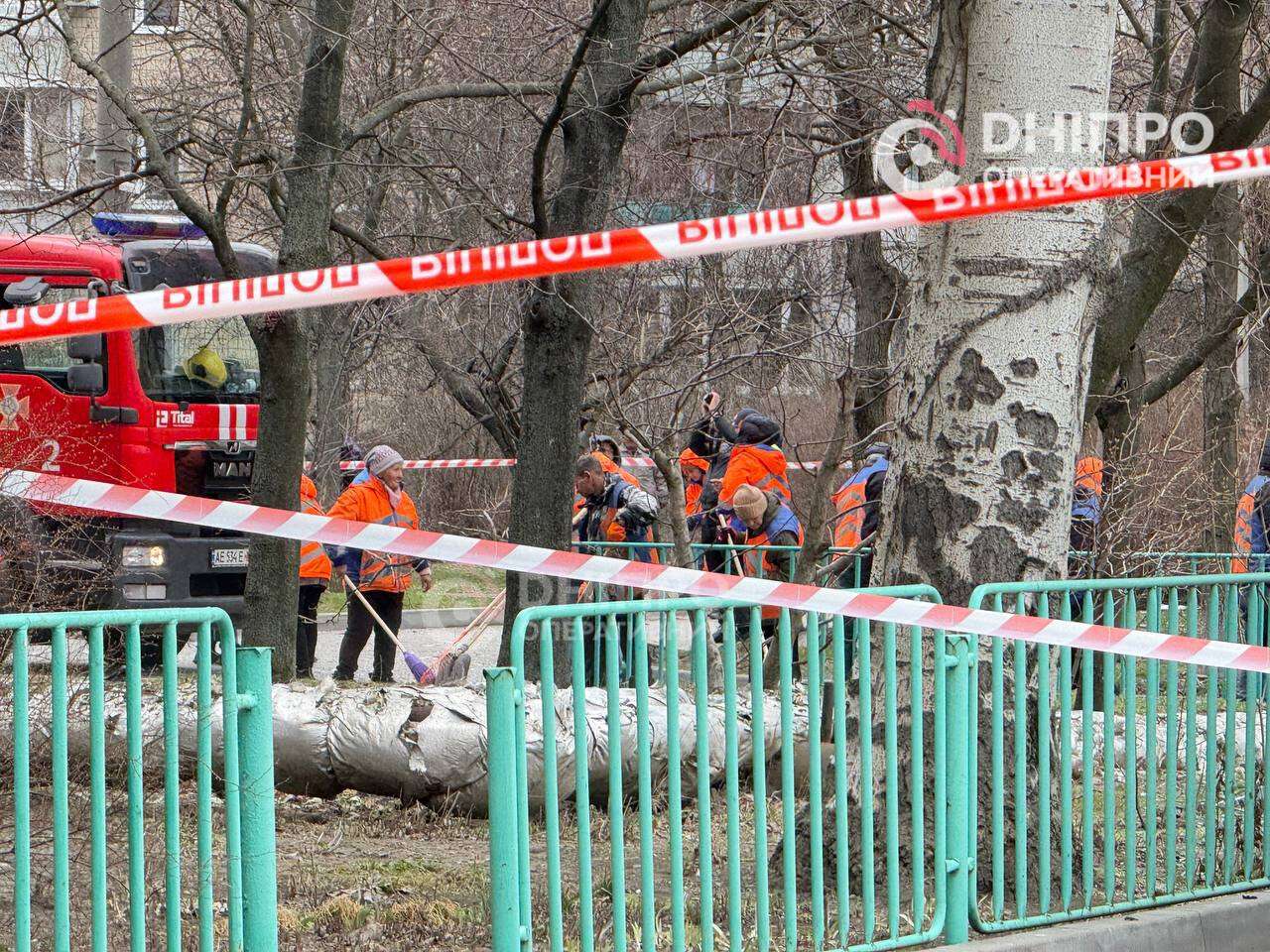 Атака на Дніпро 24.03: що відбувається на місці влучання - фото