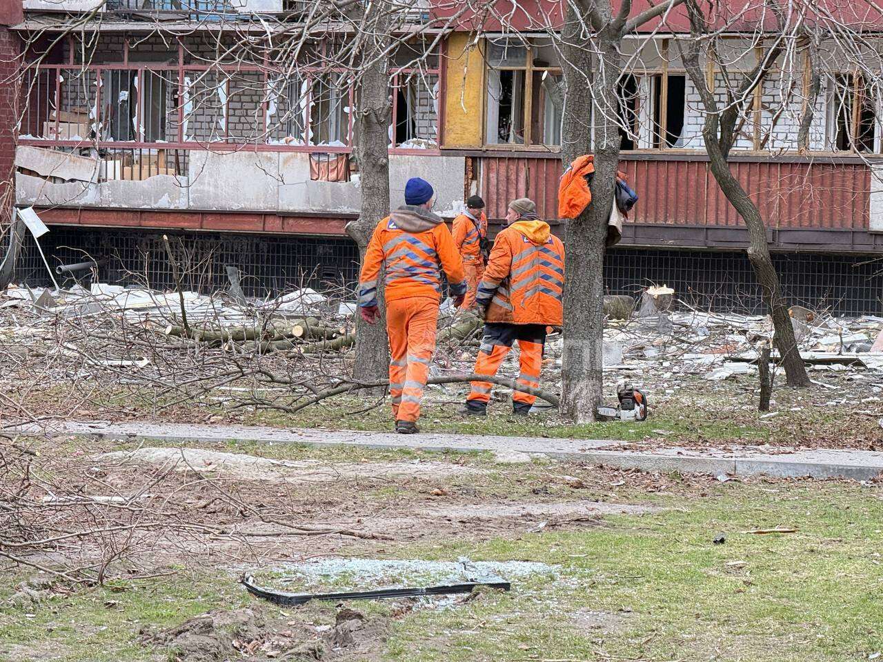 Атака на Дніпро 24.03: що відбувається на місці влучання - фото