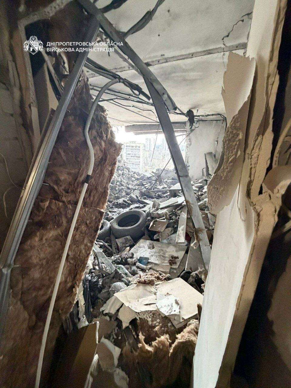 Атака на Дніпро 24.03: що відбувається на місці влучання - фото