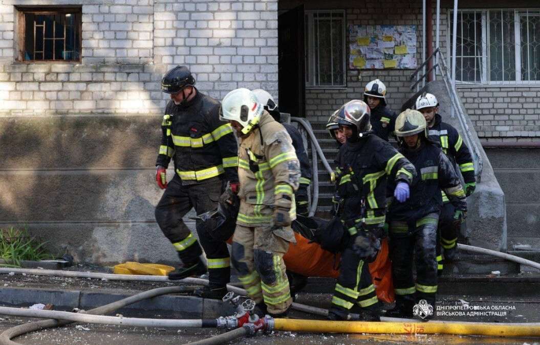 Кількість жертв нічного удару по Дніпру зросла до трьох: оновлені дані