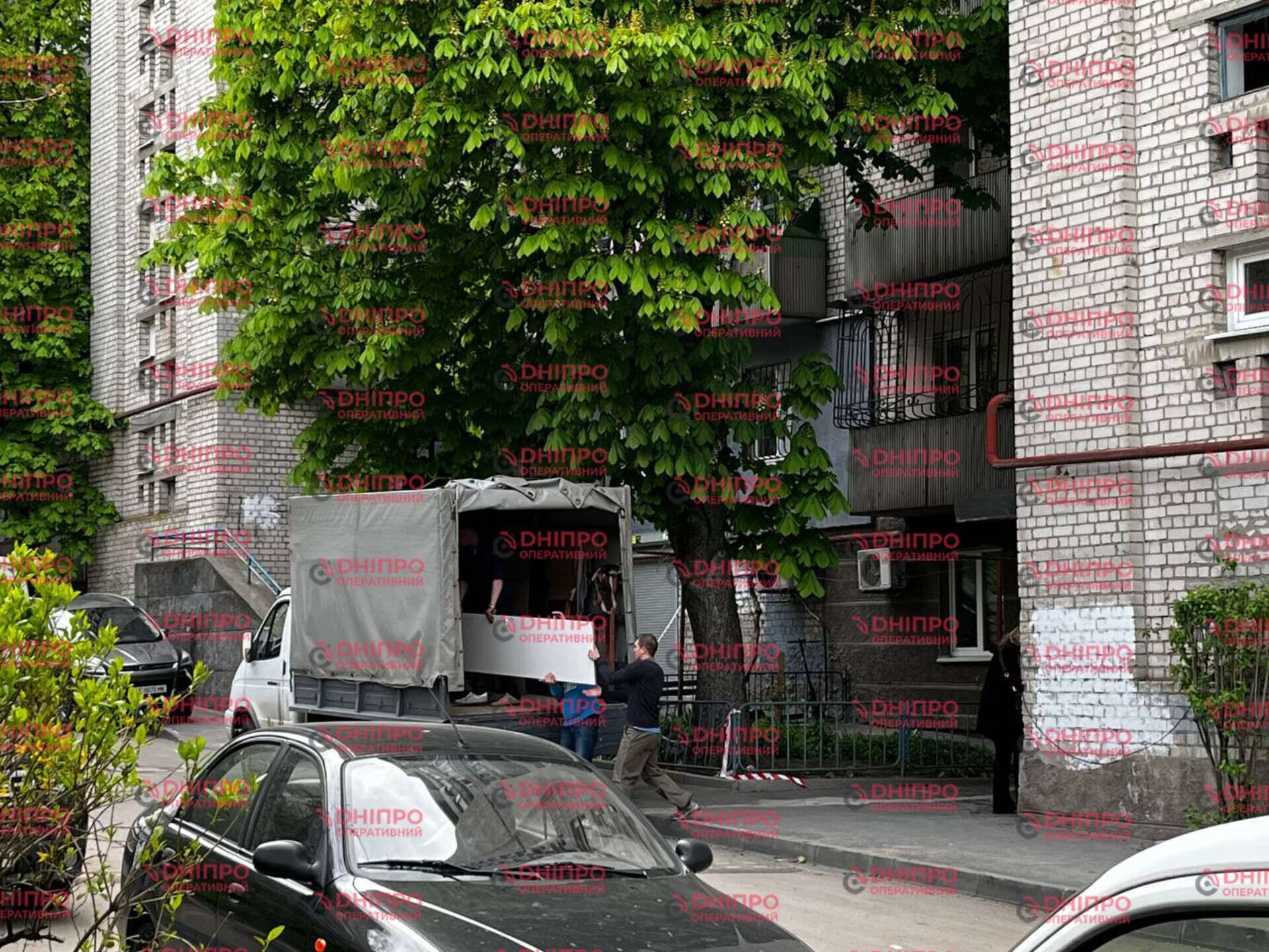 Атака на Дніпро 23.04: що відбувається біля пошкодженого будинку 28.04