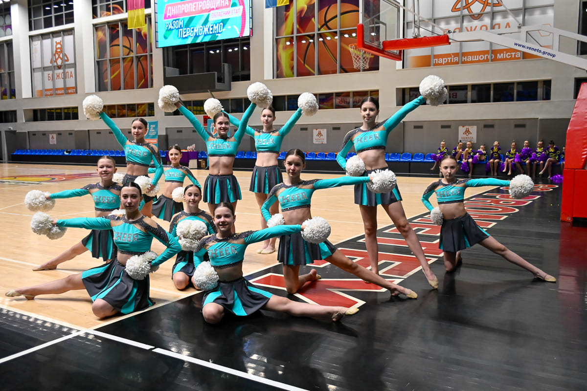 "Пліч-о-пліч всеукраїнські шкільні ліги": черлідери та гандболісти визначили найсильніших у Кам’янському 1 dsc3656