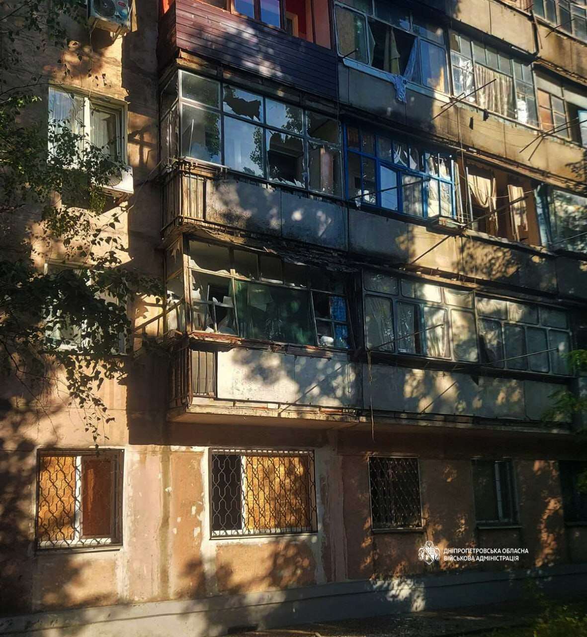 Атаки на Дніпропетровщину 05.07: горілополе з пшеницею, постраждала людина