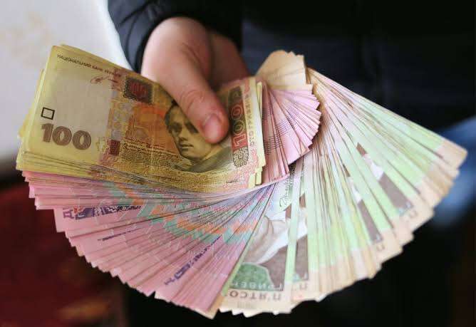 Допомога малозабезпеченим сім’ям у 2026 році: умови та виплати